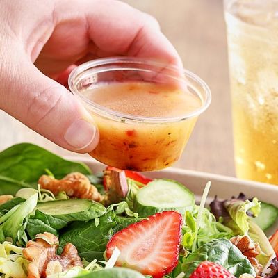 맥주 와인을 마시는 데 사용 가능한 비오분해 가능한 플라스틱 컵